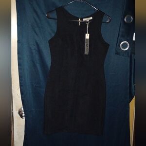 (NWT) Ya Los Angeles Textured Shift Dress